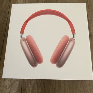 Pink Apple Airpod Max